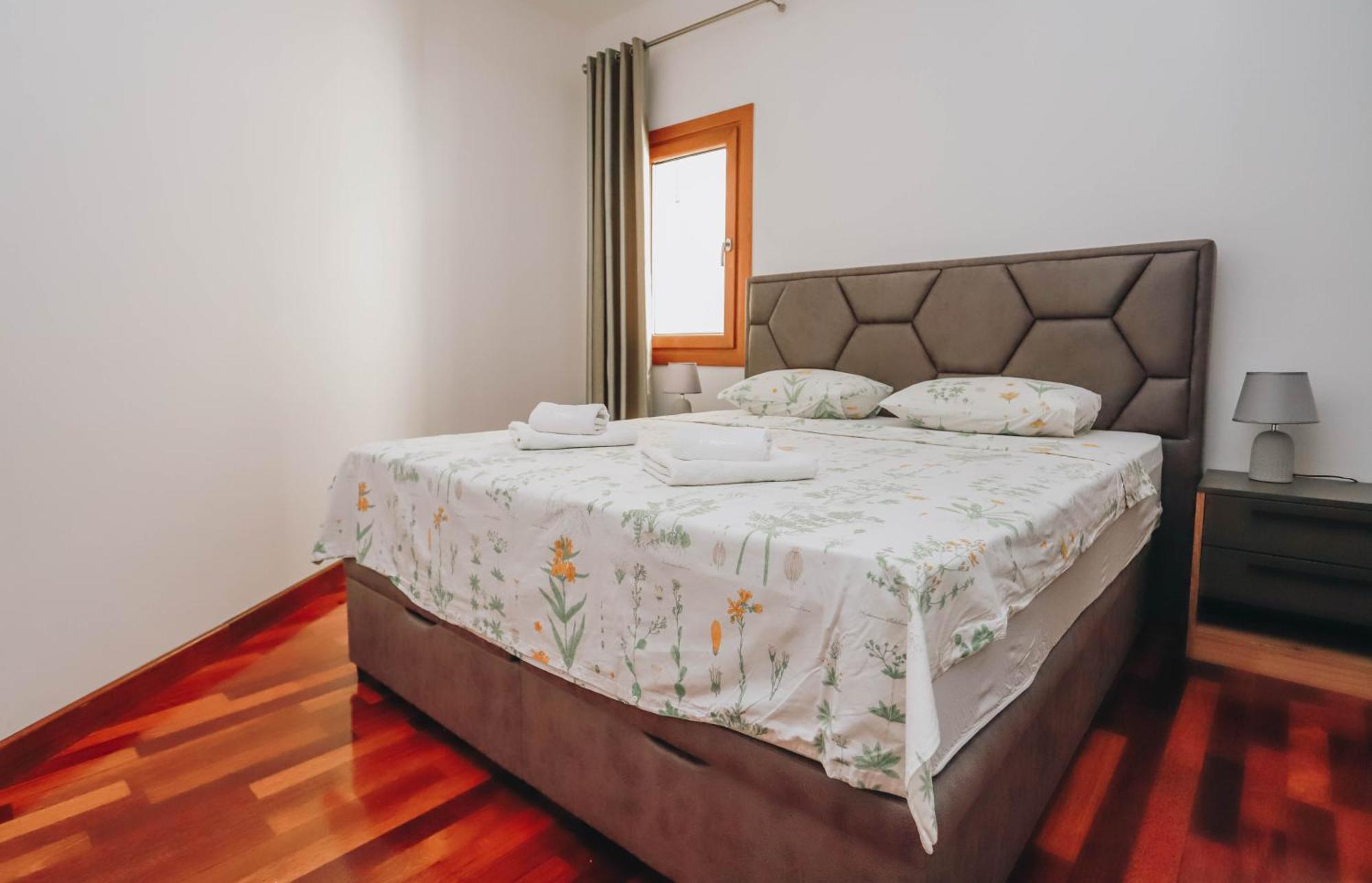 Apartment Near Ponta Nova Of Rafailovici Bečići Exterior foto